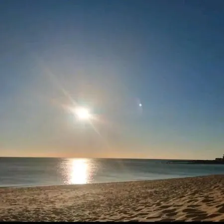 Indépendant Avec Extérieur Privatif Et Clôturé 3*